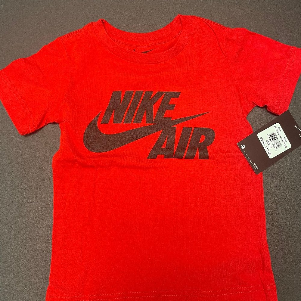 Nike (5) red